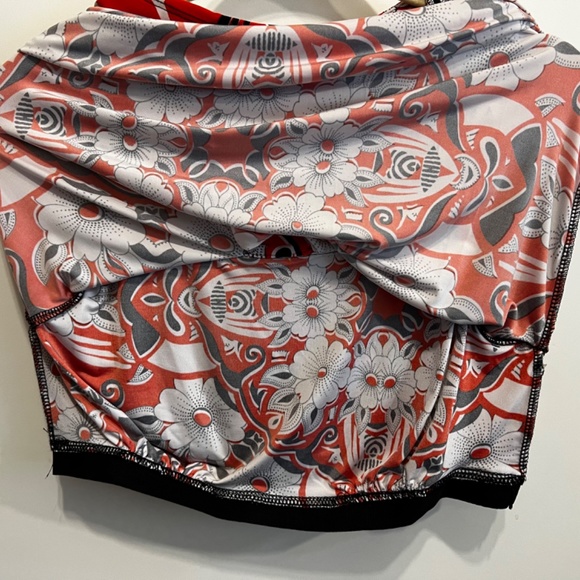 INC International Concepts Beaded Red/Black/White Print Tank Top-M - Picture 6 of 6